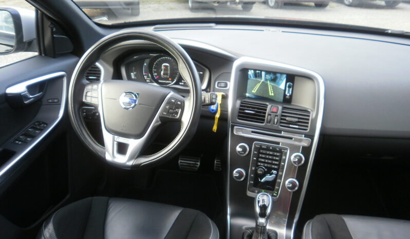 VOLVO XC60 D4 190cv R-Desing Aut.8vel. lleno