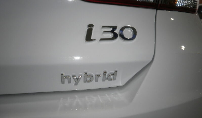 HYUNDAI I30 TGDI 120cv Hybrido 48v  (Nuevo modelo) lleno