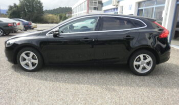 VOLVO V40 D2 120cv MOMENTUM lleno