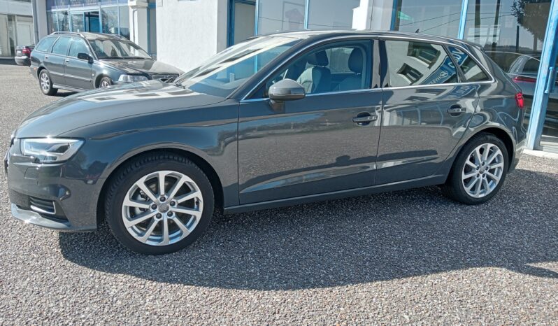 AUDI A3 Sportback 30 g-tron Design S tronic 96kW lleno