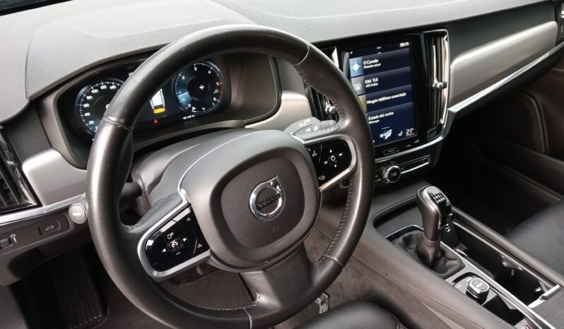 VOLVO V90 D3MOMENTUM lleno