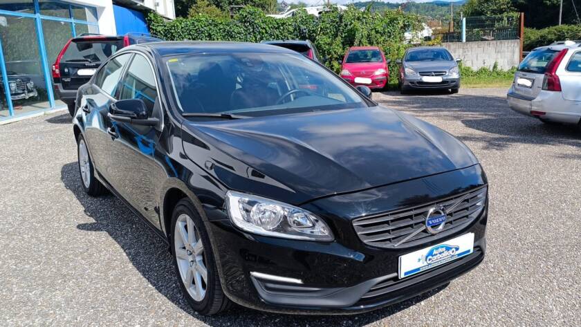 Volvo S60 delantera derecha