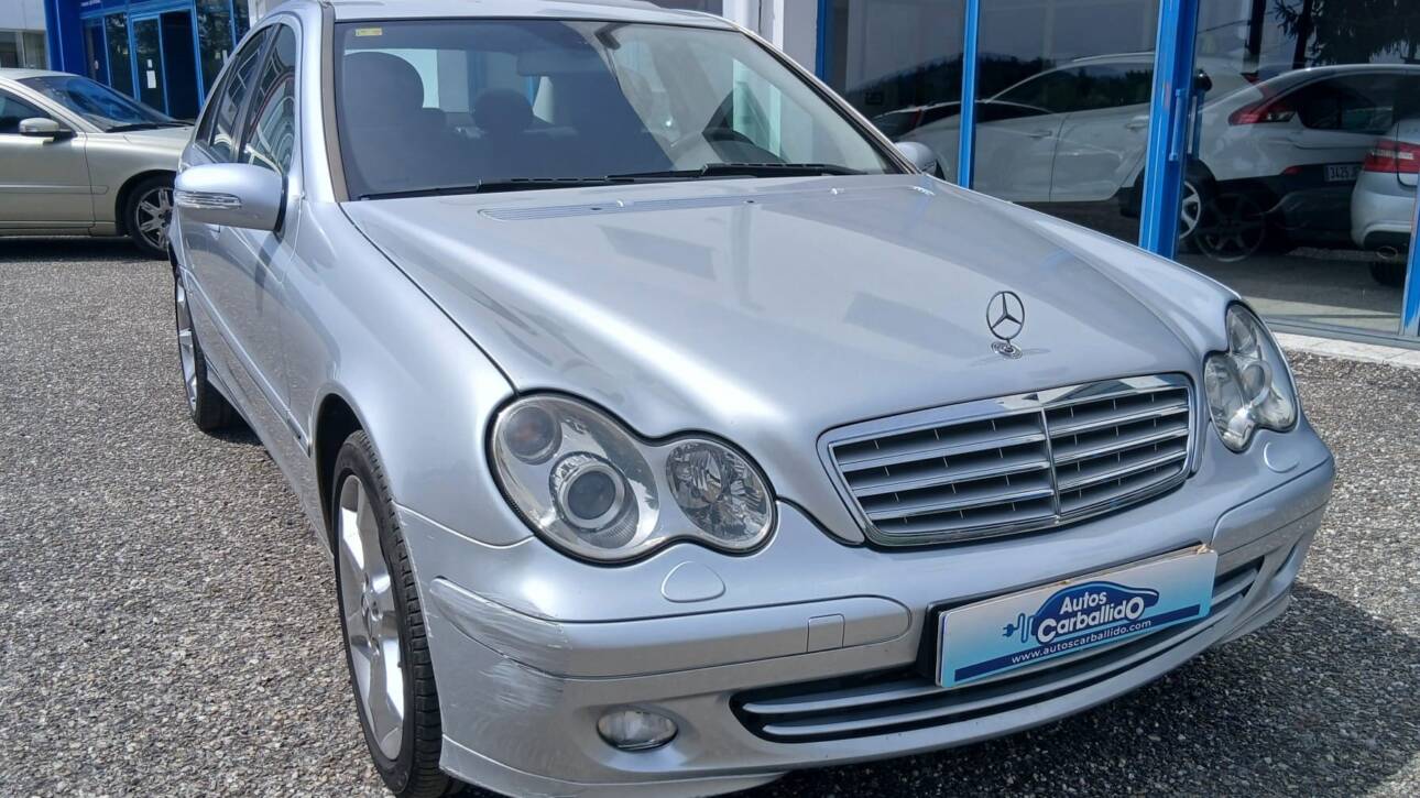 MERCEDES-BENZ – Clase C 180 K SPORT EDITION